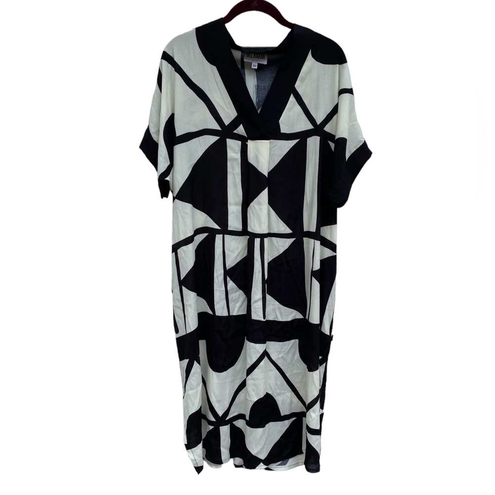 Bel Kazan Cream & Black Oversized Tunic with V-Neck and Exclusive Print Design